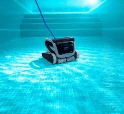 Maytronics Dolphin Explorer E70 Robotic Pool Cleaner 9 Maytronics Dolphin Explorer E70 Robotic Pool Cleaner -Essentials Pool Store E704